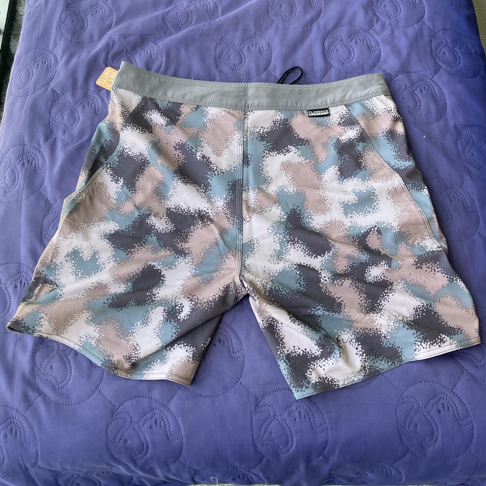 Florence Machine boardshorts! - Picture 2 of 2